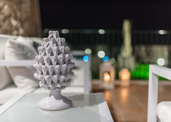 Sparviero Luxury Suites Hotel *