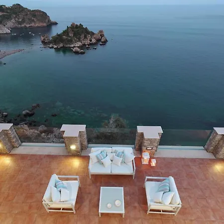 Sparviero Luxury Suites *