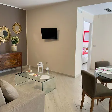 Sparviero Luxury Suites *