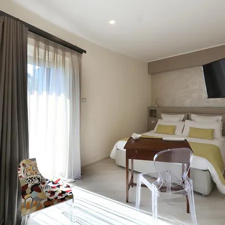 호텔 Sparviero Luxury Suites