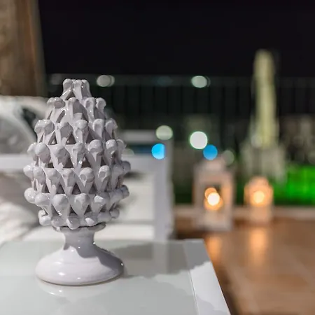 Sparviero Luxury Suites 호텔 *