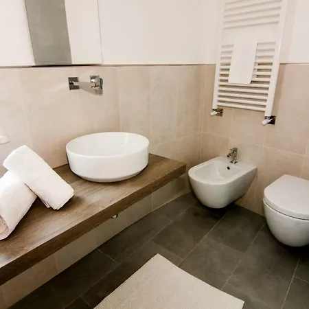 호텔 Sparviero Luxury Suites *